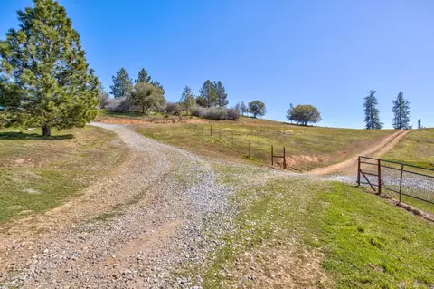 7005 Mountain Ranch Rd, Mountain Ranch, CA 95246 photo 35
