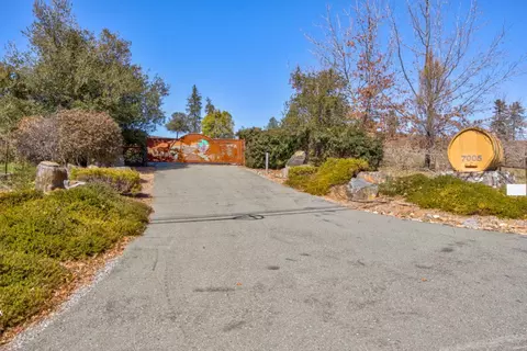 7005 Mountain Ranch Rd, Mountain Ranch, CA 95246