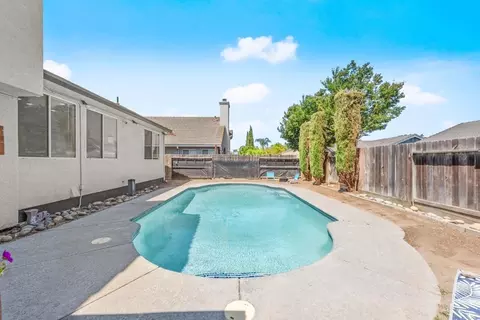 813 Sugar Pine Dr, Lathrop, CA 95330 photo 47