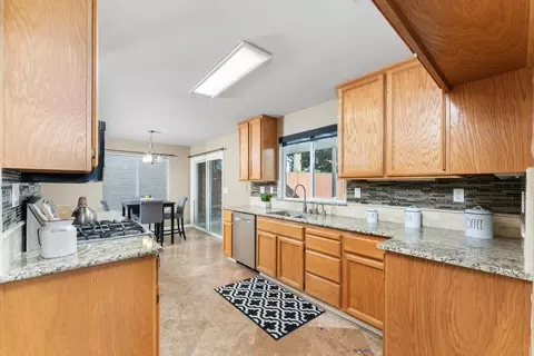 4762 Careo Dr, Antelope, CA 95843 photo 13