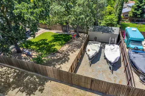 161 W E St, Galt, CA 95632 photo 25