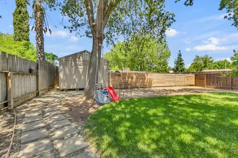 161 W E St, Galt, CA 95632 photo 24