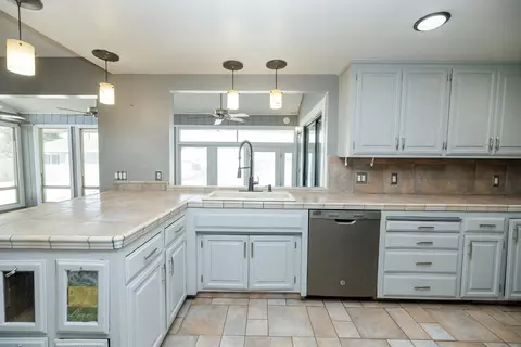 Kitchen - 10329 Golf Link Rd, Turlock, CA 95380 photo 3 of 5