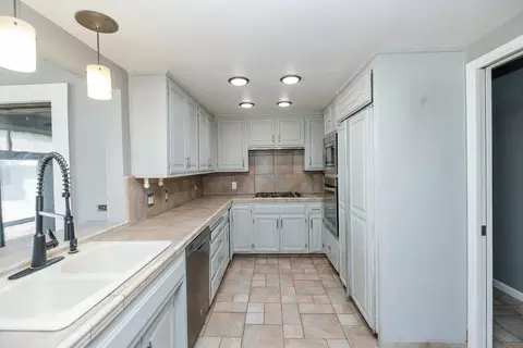 Kitchen - 10329 Golf Link Rd, Turlock, CA 95380 photo 2 of 5