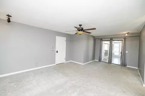 Living - 10329 Golf Link Rd, Turlock, CA 95380 photo 15 of 17