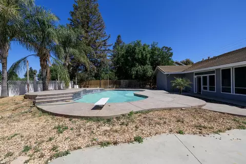 Exterior - 10329 Golf Link Rd, Turlock, CA 95380 photo 10 of 16