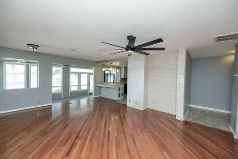 Living - 10329 Golf Link Rd, Turlock, CA 95380 photo 9 of 17