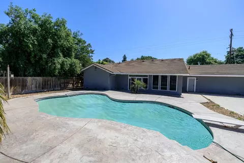 Exterior - 10329 Golf Link Rd, Turlock, CA 95380 photo 14 of 16