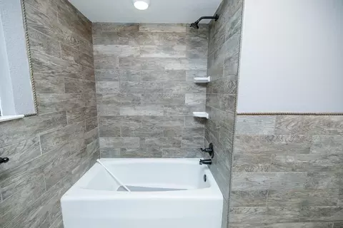 Bath - 10329 Golf Link Rd, Turlock, CA 95380 photo 5 of 5