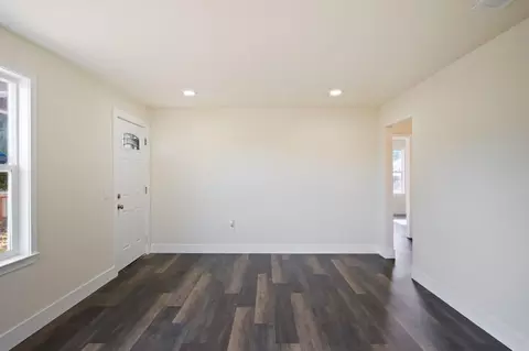 800 Flower St, Turlock, CA 95380 photo 7