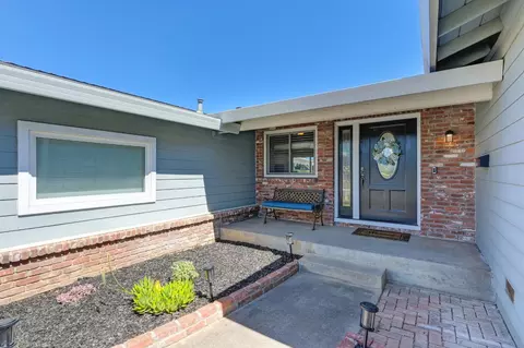6439 Moraga Dr, Carmichael, CA 95608 photo 2