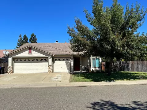 8949 Four Seasons Dr, Elk Grove, CA 95624