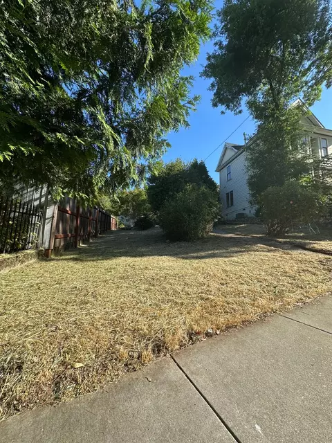 240 E Main St, Grass Valley, CA 95945 photo 6