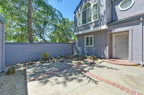 Exterior - 4100 Alex Ln, Carmichael, CA 95608 photo 3 of 13