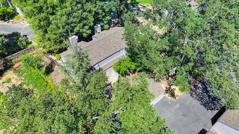 View/Area - 4100 Alex Ln, Carmichael, CA 95608 photo 3 of 17