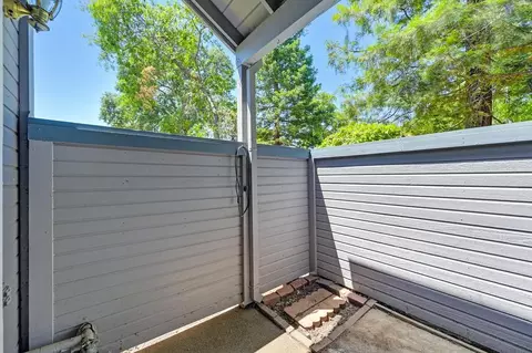 Exterior - 4100 Alex Ln, Carmichael, CA 95608 photo 7 of 13