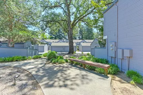 Exterior - 4100 Alex Ln, Carmichael, CA 95608 photo 5 of 13