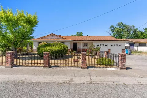 1961 17th St, Olivehurst, CA 95961 photo 3