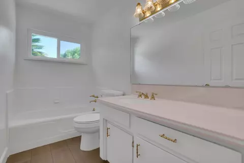 1201 Wellington Dr, Modesto, CA 95350 photo 24