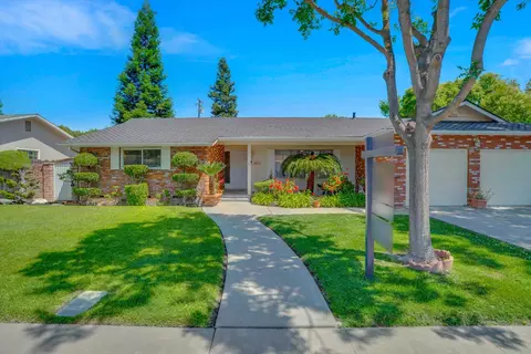 1201 Wellington Dr, Modesto, CA 95350 photo 2