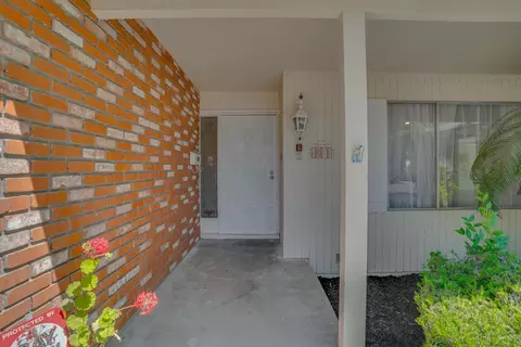 1201 Wellington Dr, Modesto, CA 95350 photo 5