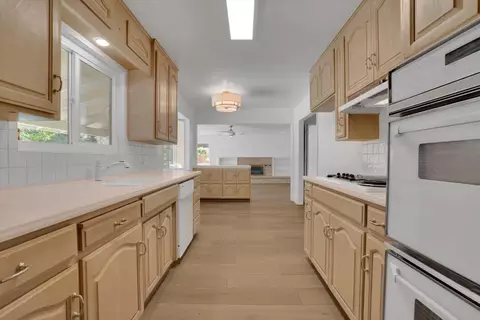 1201 Wellington Dr, Modesto, CA 95350 photo 16