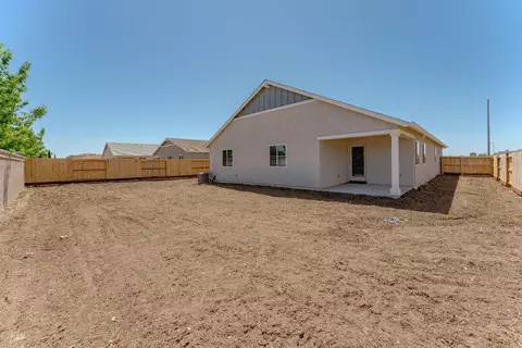 4201 Pittenger Dr, Olivehurst, CA 95961 photo 4