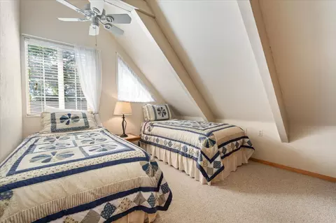 Bedroom - 840 Sandalwood Dr, Murphys, CA 95247 photo 5 of 5