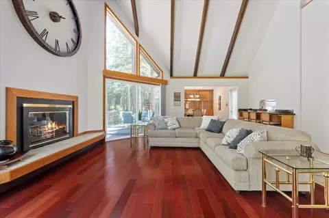 Living - 840 Sandalwood Dr, Murphys, CA 95247 photo 4 of 6