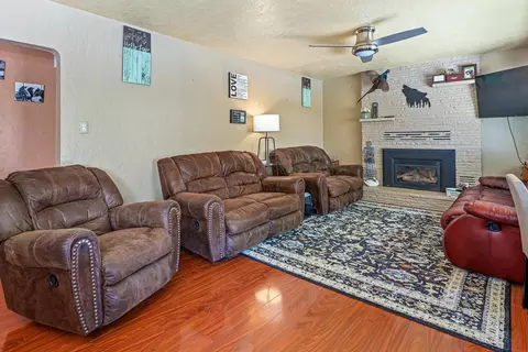 Living - 457 Russell Rd, San Andreas, CA 95249 photo 1 of 5