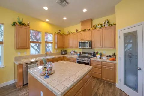 9337 Vintner Cir, Patterson, CA 95363 photo 11