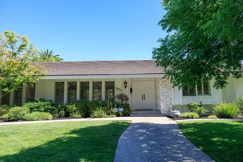 Exterior - 501 Hamden Ln, Modesto, CA 95350 photo 2 of 26