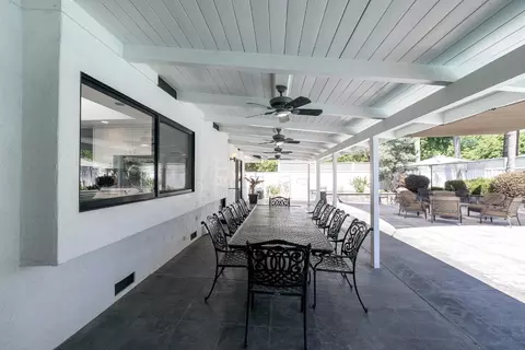 Exterior - 501 Hamden Ln, Modesto, CA 95350 photo 4 of 26