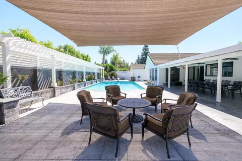 Exterior - 501 Hamden Ln, Modesto, CA 95350 photo 8 of 26