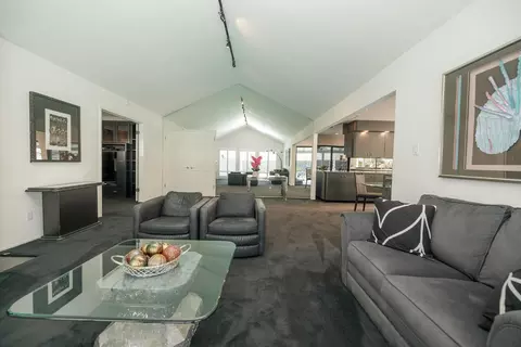 Living - 501 Hamden Ln, Modesto, CA 95350 photo 10 of 11