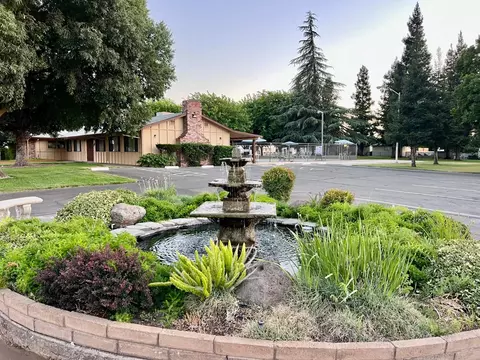 3037 Holiday Ln, Modesto, CA 95350
