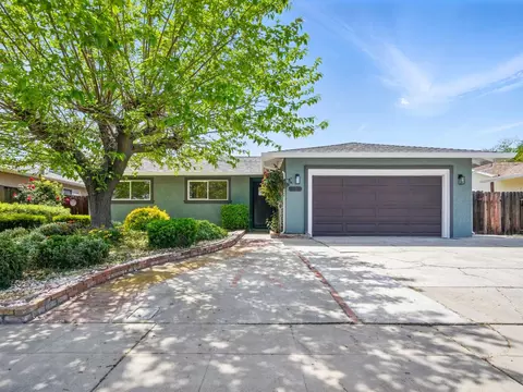 Exterior - 1170 Aster Ln, Livermore, CA 94551 photo 1 of 5