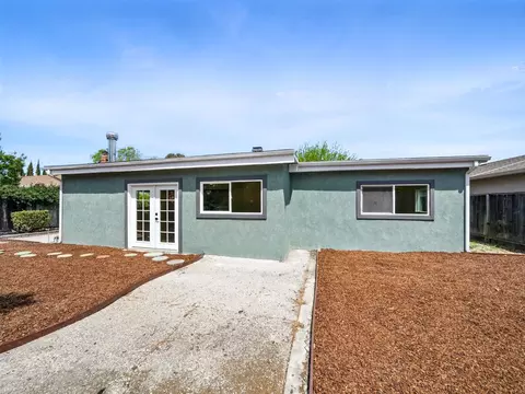Exterior - 1170 Aster Ln, Livermore, CA 94551 photo 2 of 5