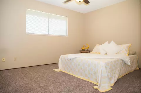 Bedroom - 3400 Vanderbilt Ave, Turlock, CA 95382 photo 3 of 4