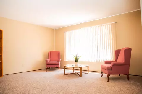 Living - 3400 Vanderbilt Ave, Turlock, CA 95382 photo 5 of 5