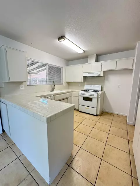 1517 Galvez Ave, Modesto, CA 95355 photo 9