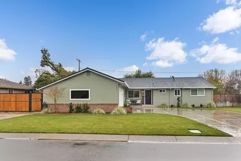 2240 Cabrillo Cir, Lodi, CA 95242 photo 2