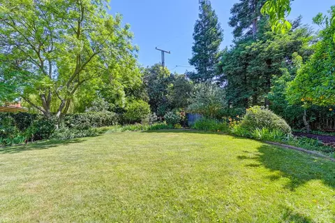 Exterior - 820 A St, Davis, CA 95616 photo 14 of 17