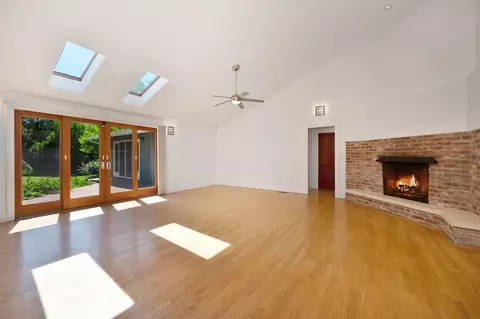 Living - 820 A St, Davis, CA 95616 photo 3 of 12
