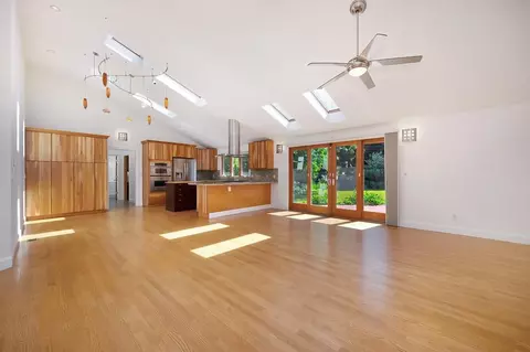 Living - 820 A St, Davis, CA 95616 photo 2 of 12