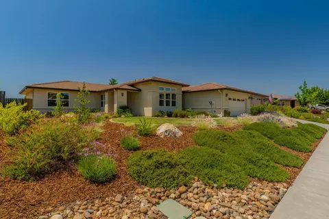 Exterior - 2058 Thomas Dr, Jackson, CA 95642 photo 7 of 20
