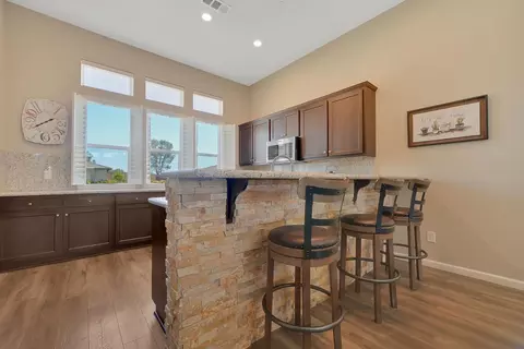 Kitchen - 2058 Thomas Dr, Jackson, CA 95642 photo 1 of 7