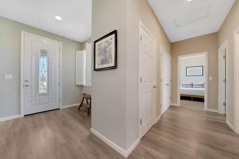 Entry Way - 2058 Thomas Dr, Jackson, CA 95642 photo 4 of 7