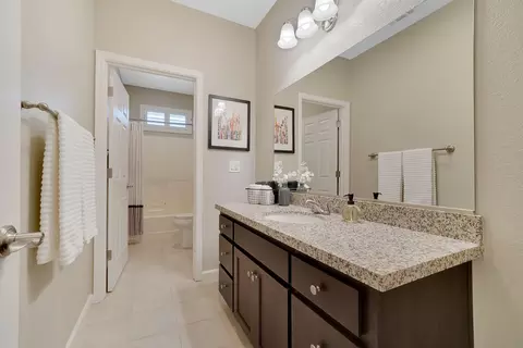 Bath - 2058 Thomas Dr, Jackson, CA 95642 photo 4 of 5