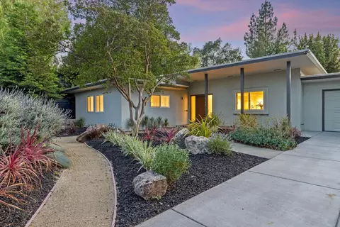 5 Parkside Dr, Davis, CA 95616 photo 2